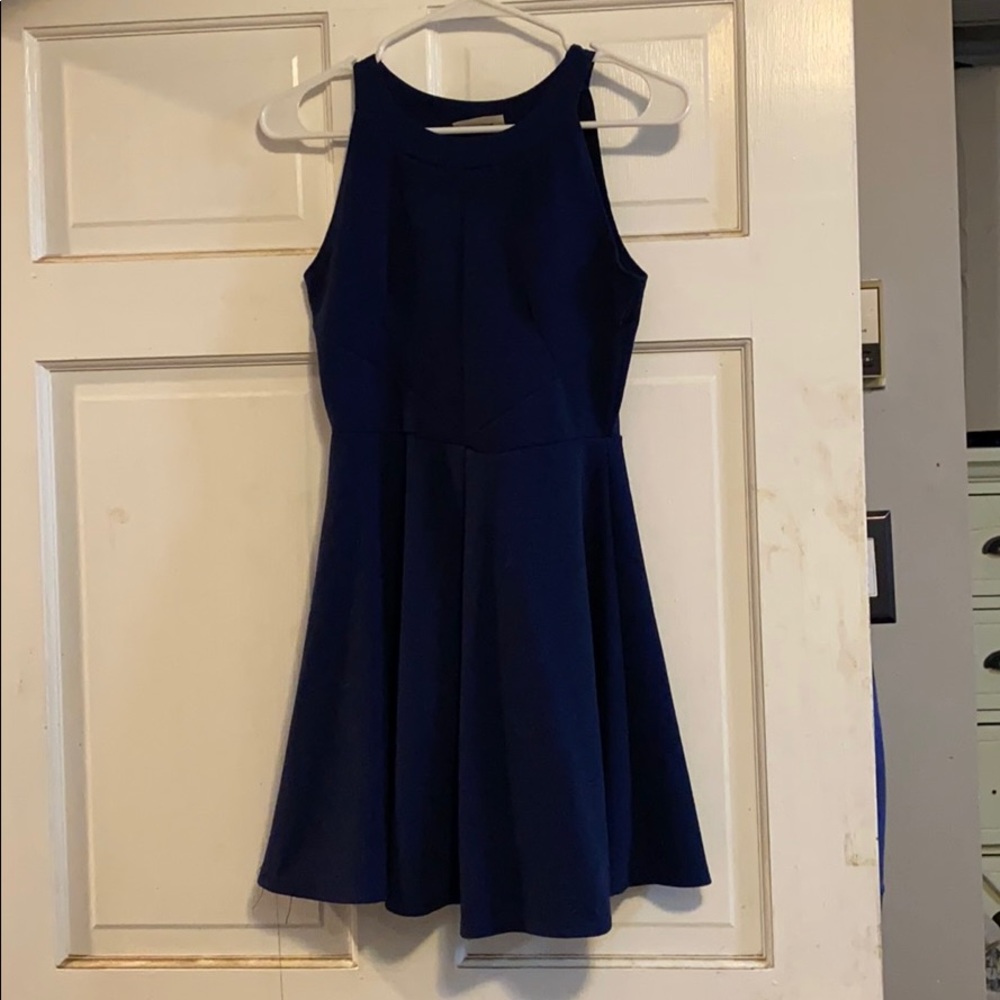 Short, Halter style Navy blue Dress size MEDIUM